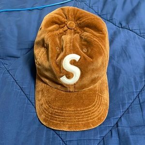 Supreme cap